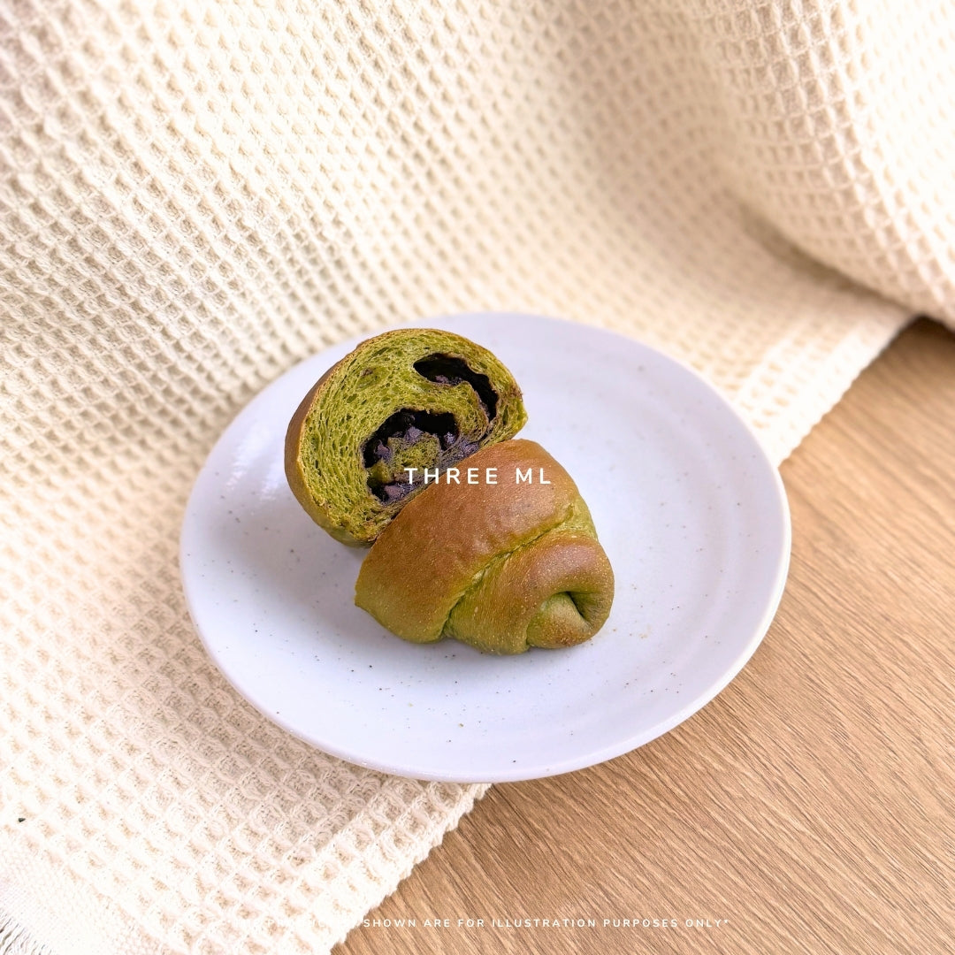 🇰🇷 K-Style Salt Bread – Matcha Dark Choc Chips