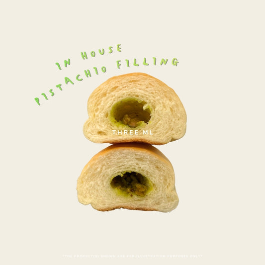 🇰🇷 K-Style Salt Bread – Pistachio